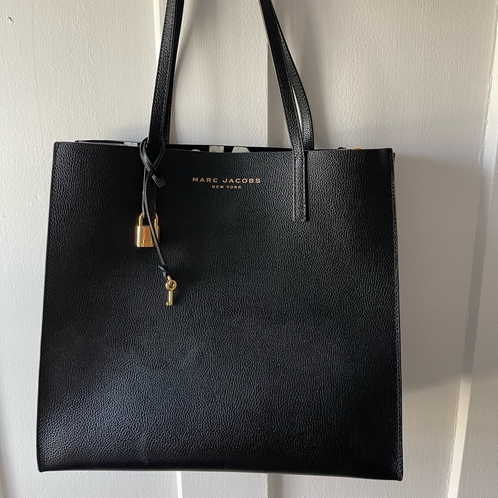 Marc Jacobs Leather Key Tote